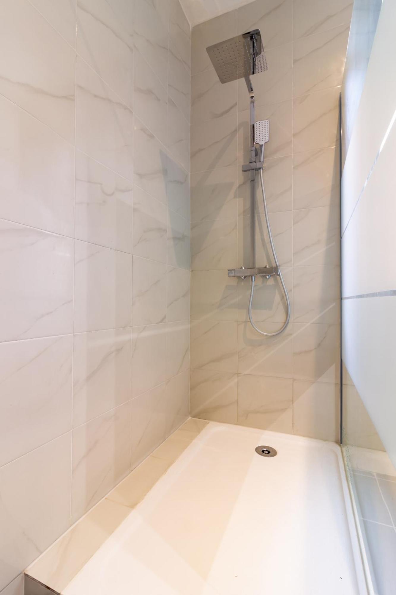 Appartement Moderne Et Elegant Quartier Saint-Jean Perpignan 2 Exteriör bild